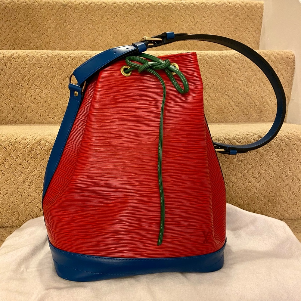Authentic Louis Vuitton epi tricolor noe gm